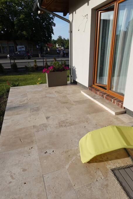 Apartament - Z Kominkiem I Duzym Tarasem, Sauna, Jacuzzi, Altana Z Grill, Z Mozliwoscia Wynajmu Dotakowych Pokoi - Schoenes Mit Kamin Und Grosser Terrasse, Sauna, Jacuzzi, Pavilion Mit Grill Und Der Option Zusaetzliche Zu